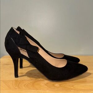 JustFab Black Carletta Heels (Size 10)